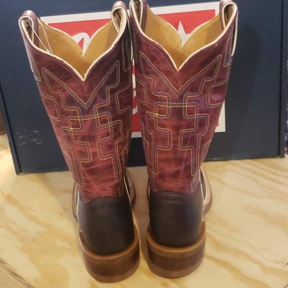 Tony Lama square toe boot - Picture 3 of 7